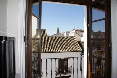 Edificio en el que se encuentra el apartahotel