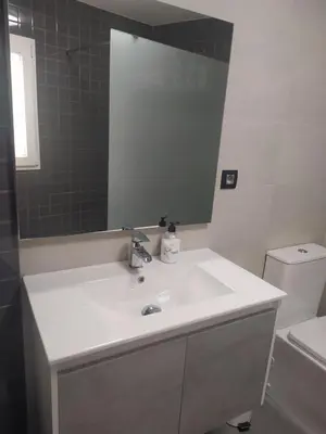 Un baño de EL Legado MANUELA