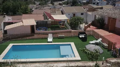 Piscina en o cerca de Casa rural torre chica