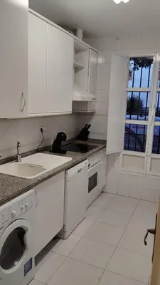 Plano de CÉNTRICO y AMPLIO APARTAMENTO con todas las comodidades