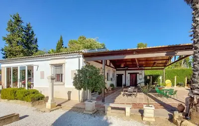 Edificio en el que se encuentra la casa o chalet