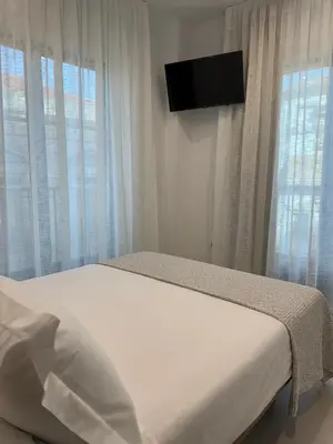 Una televisión o centro de entretenimiento en Quercus