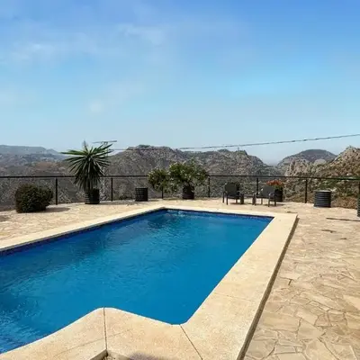 3 Bedroom Cozy Home In El Chorro