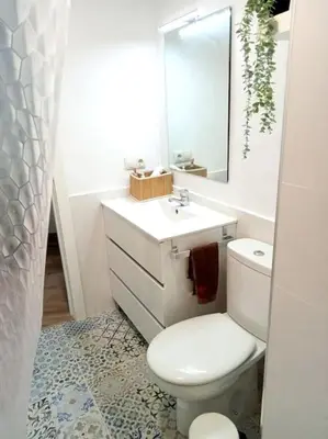 Un baño de 2BDR y 1 SALON Bonito y práctico apartamento en la Muralla