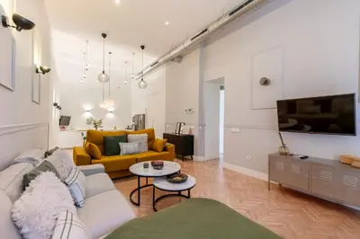 Zona de estar de Amplio apartamento a 5 min de San Luis, luminoso y cómodo