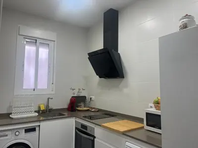 Una cocina o zona de cocina en RentalSevilla Cardenal Rodrigo de Castro