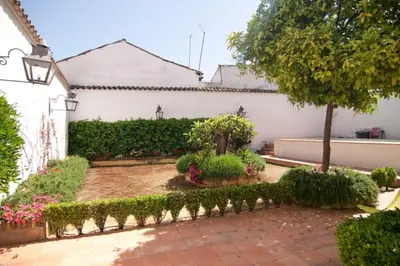 Jardín al aire libre en Apartamento El Patio de Ezequiel