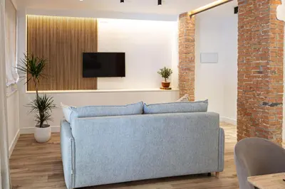 Una televisión o centro de entretenimiento en Sentir Jaén I