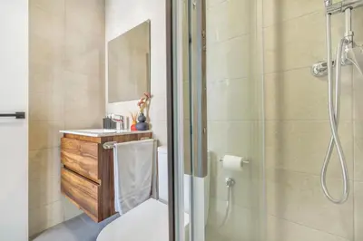 Un baño de Alminar Suites