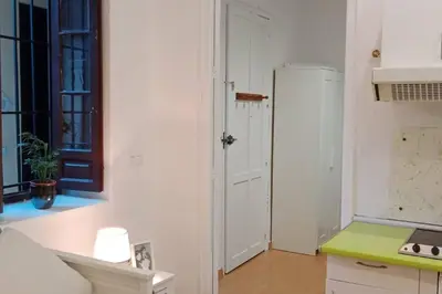 Una cocina o zona de cocina en Hosfty Centro - Mirador San Marcos 1,1