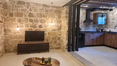 Una televisión o centro de entretenimiento en Sierra Serena