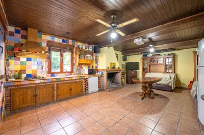 Una cocina o zona de cocina en Vista Nevada Casa Rural