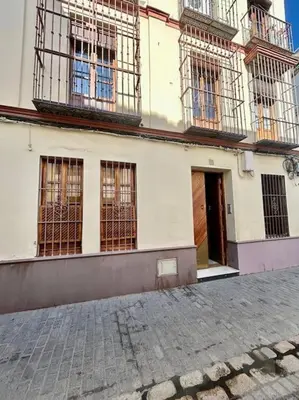 Edificio en el que se encuentra el apartamento