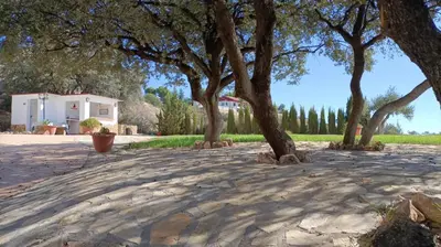 Jardín al aire libre en Paraje el Cerro de Íllora