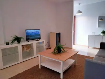 Una televisión o centro de entretenimiento en El Molino Alto de Álora Caminito del Rey