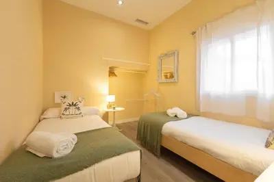 Cama o camas de una habitación en Quevedo Deluxe Duplex by Valcambre