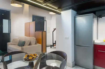 Una cocina o zona de cocina en Modern Duplex - Loft Style - Historic Centre