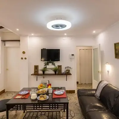 Deluxe Divina Apartment