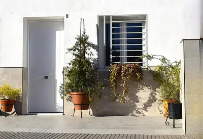 Edificio en el que se encuentra la habitación en casa particular