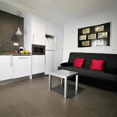 Acogedor Apartamento con Patio en el Corazón de Sevilla