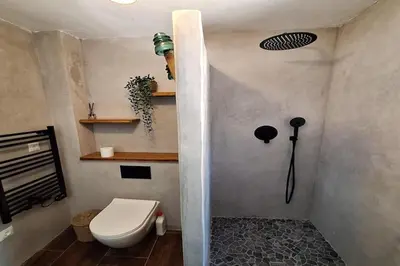 Un baño de Farmhouse in Andalusia near Tiñosa Peak