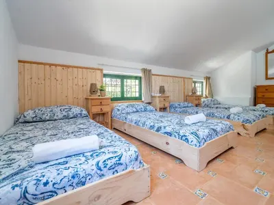 Cama o camas de una habitación en Farmhouse in Andalusia near Tiñosa Peak