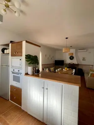 Una cocina o zona de cocina en Casa Rural El Almendro