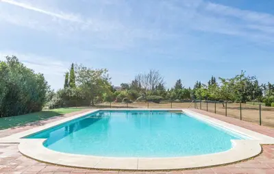 Piscina en o cerca de Cortijo Mazuecos by SharingCo