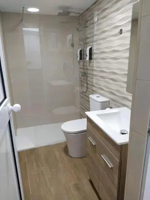 Un baño de 'Villa Españolilla' by Turismodecalidad