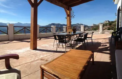 Paisaje cerca of this country house