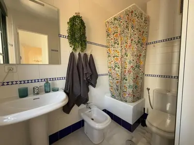 Un baño de Ático dúplex en el centro de Sevilla