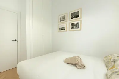 Cama o camas de una habitación en Charming 2 bedrooms apartment with FREE Parking at Plaza Alameda by OCityzen