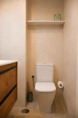 Un baño de MonKeys Apartments San Bernardo