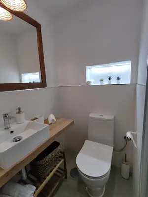 Un baño de La Puentezuela, centro histórico, parking cercano, work friendly