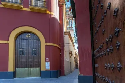 Fachada o entrada de Casas de Sevilla - Casa Descalzos