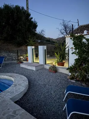 Piscina en o cerca de La Casita Blanca- La Almona Chica