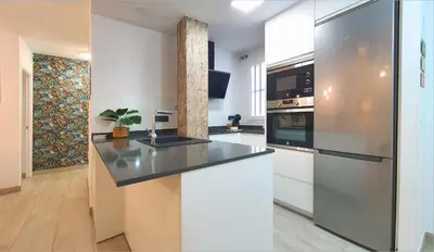 Una cocina o zona de cocina en 5 Apartamento de 2 habitaciones y metro