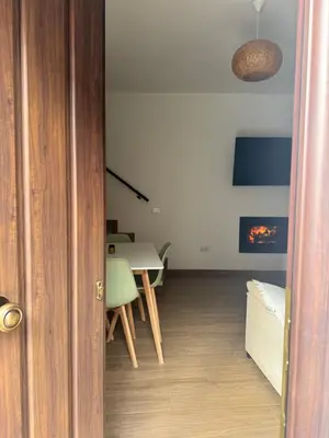 Una televisión o centro de entretenimiento en La Casita de San Benito