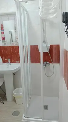 Un baño de Hostal de la Angelita