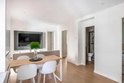 Plano de Bright Apartment Near Seville's Historic Center