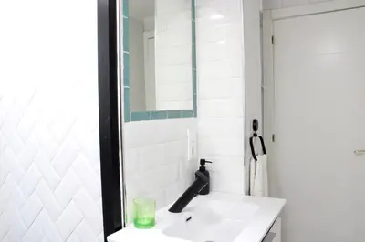 Un baño de Wish Suite Hercules de Sevilla