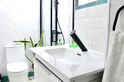 Un baño de Wish Suite Hercules de Sevilla