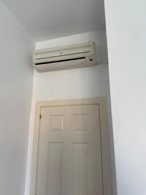 Plano de #1 HABITACIÓN DOBLE con baño compartido SEVILLA DELUXE LOS ROSALES