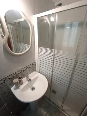 Un baño de Apartamento HZ Califa