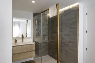 Un baño de Medina Homes Deanes