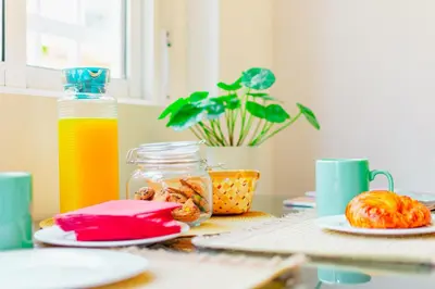 Comida en o cerca de este apartamento