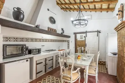 Una cocina o zona de cocina en Casa Rural Villa Mellizos