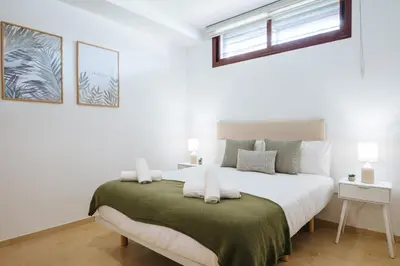 Cama o camas de una habitación en Luxury villa in Sevilla - Pool, Terrace & GameRoom