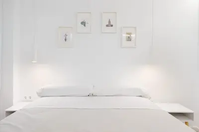 Cama o camas de una habitación en Buhaira suites, free parking and subway