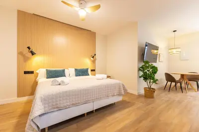 Cama o camas de una habitación en Acacias City Center by Valcambre